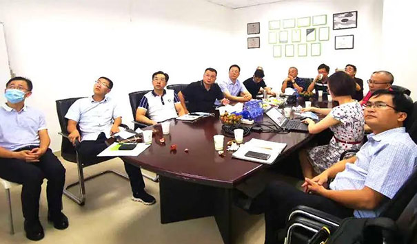 长沙市市场监督治理局副局长金雷一行光临中检yth2206游艇会调查调研